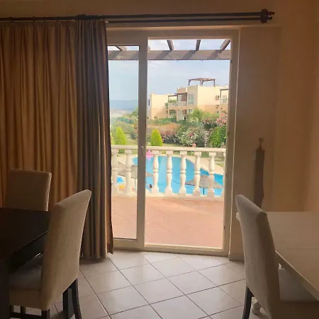 Turquoise Holiday Homes Daire *
